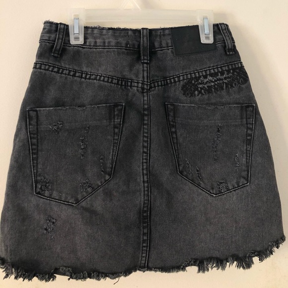 ONE X ONETEASPOON 2020 Mini Skirt - Picture 2 of 6